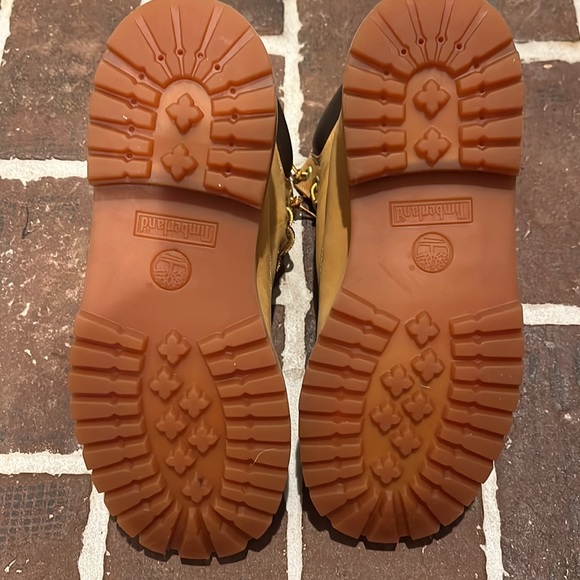 Timberland Boots - in Great Condition - Picture 3 of 3